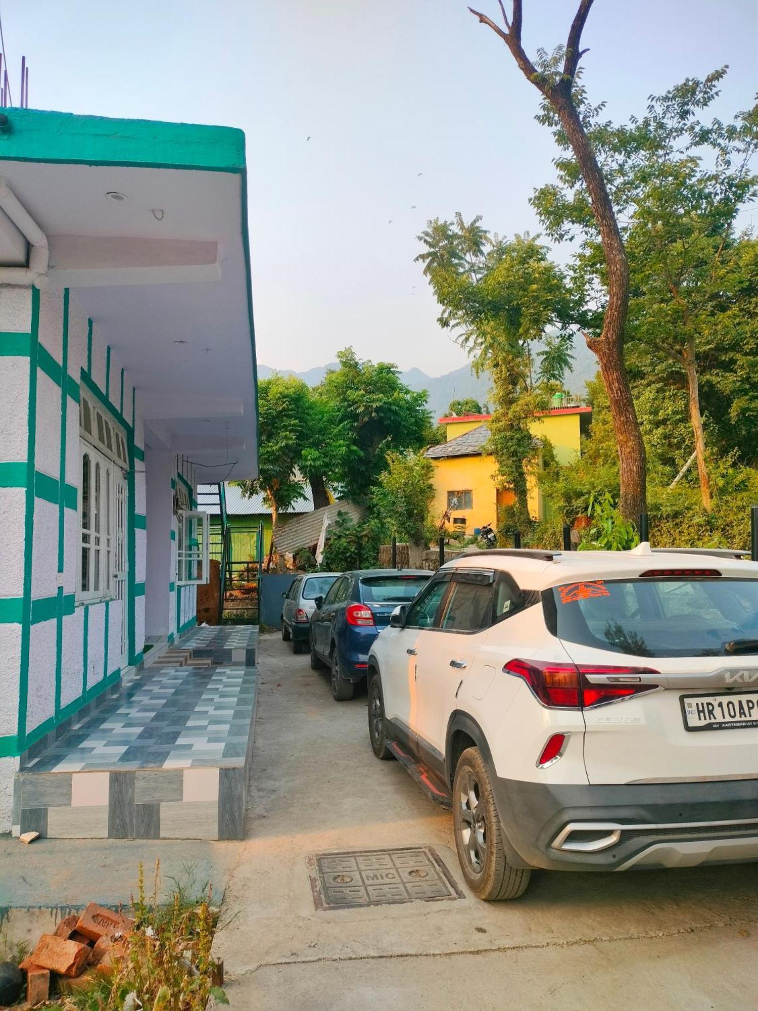 Baseraa Bir - 4Bhk Home Exterior photo